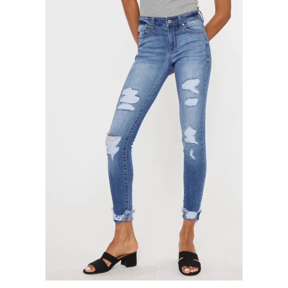 ❗️FINAL❗️ 🆕 KanCan Mid Rise Super Skinny Jeans